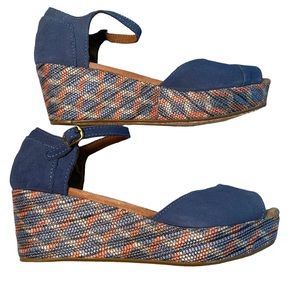 Toms wedge heels size 9